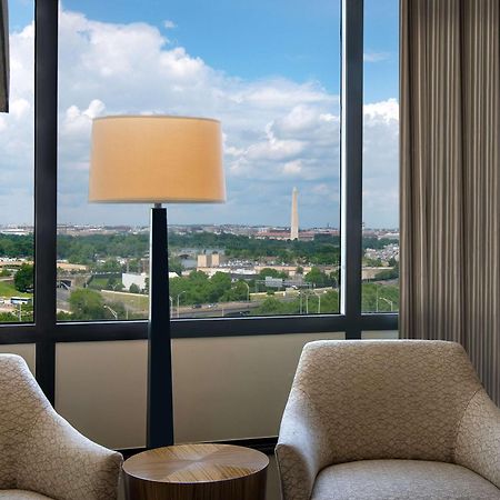 Doubletree By Hilton Washington Dc - Crystal City Arlington Buitenkant foto