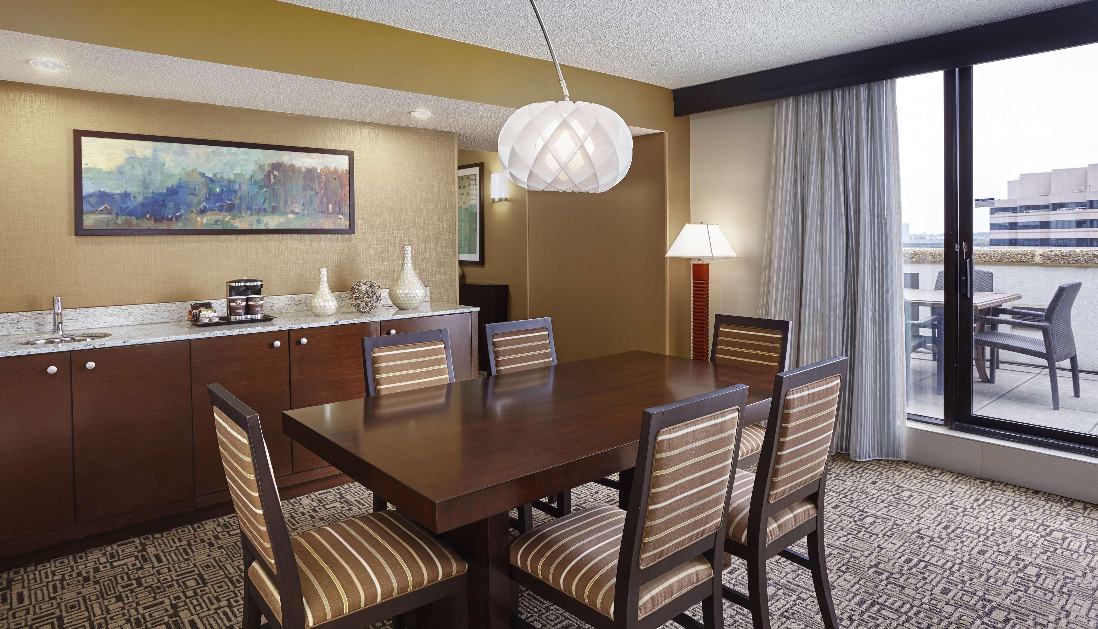 Doubletree By Hilton Washington Dc - Crystal City Arlington Buitenkant foto