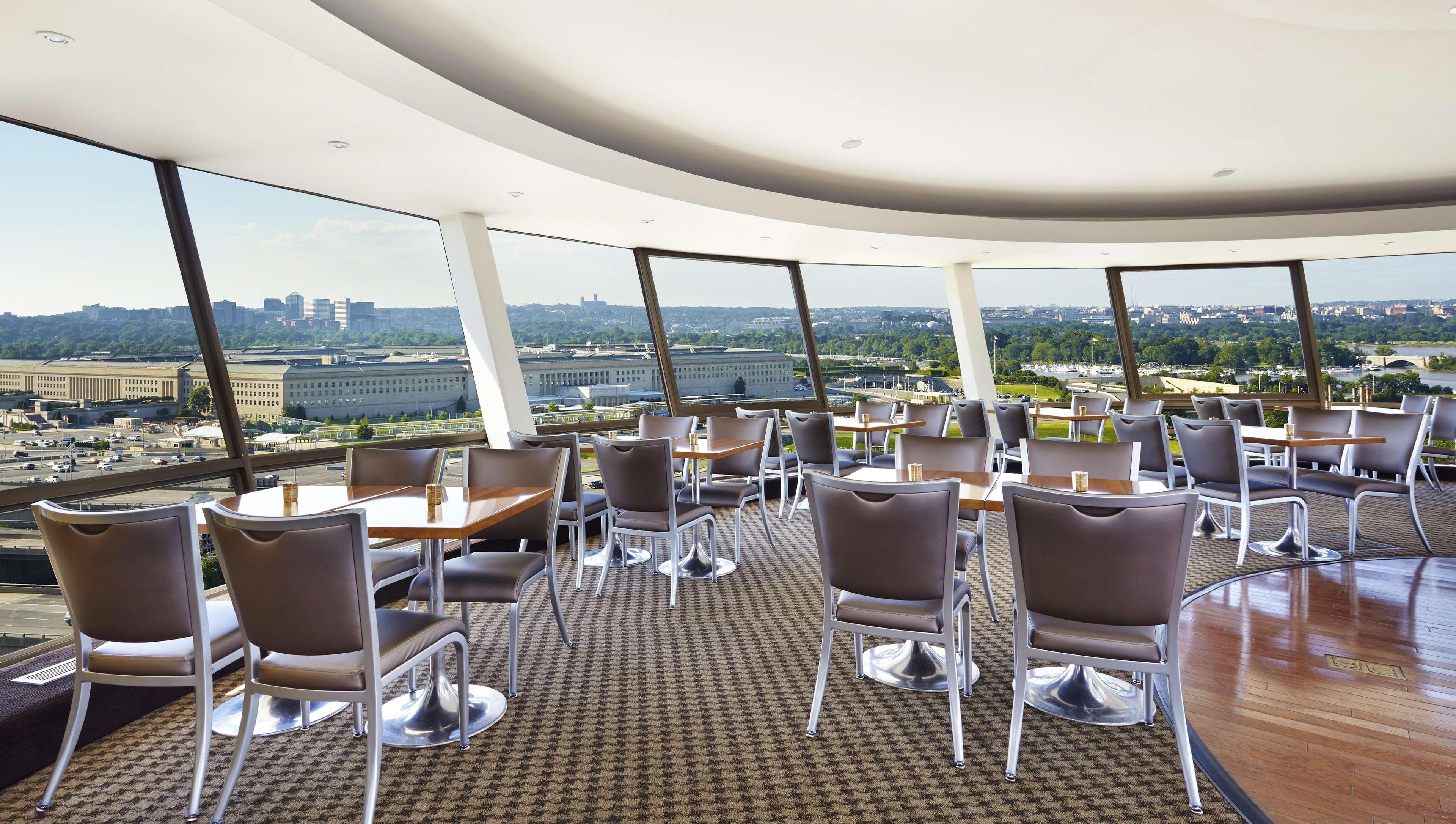Doubletree By Hilton Washington Dc - Crystal City Arlington Buitenkant foto