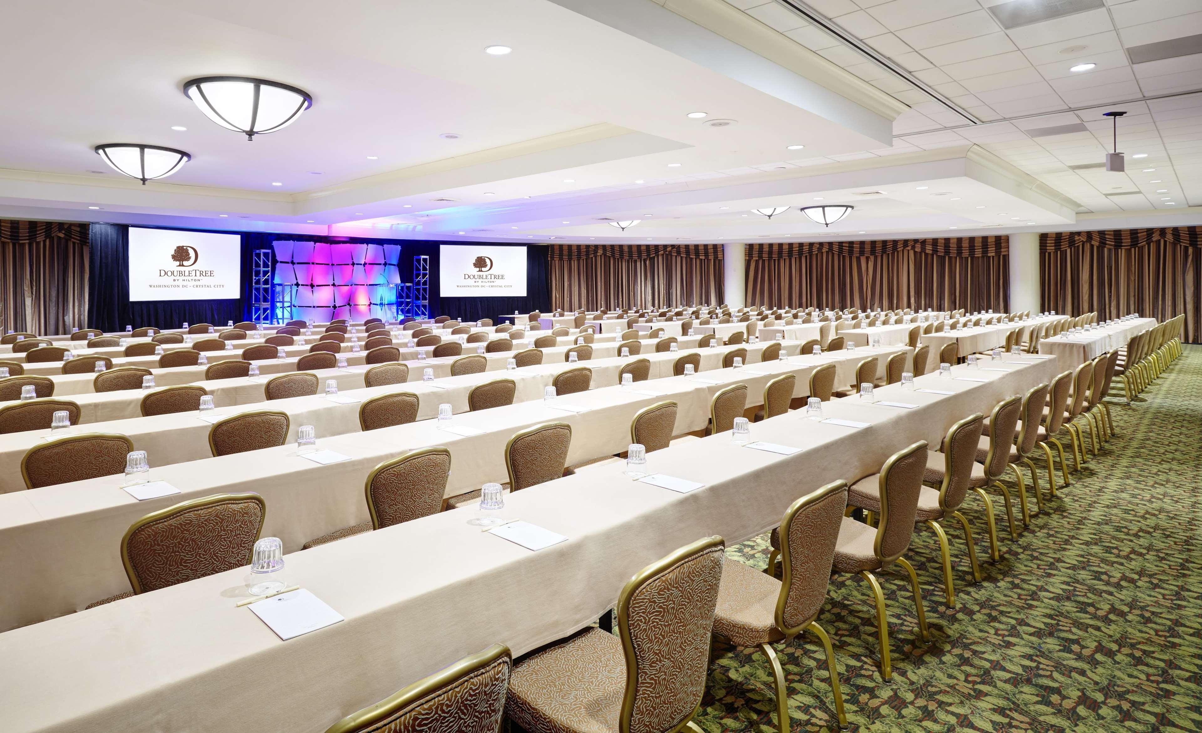 Doubletree By Hilton Washington Dc - Crystal City Arlington Buitenkant foto