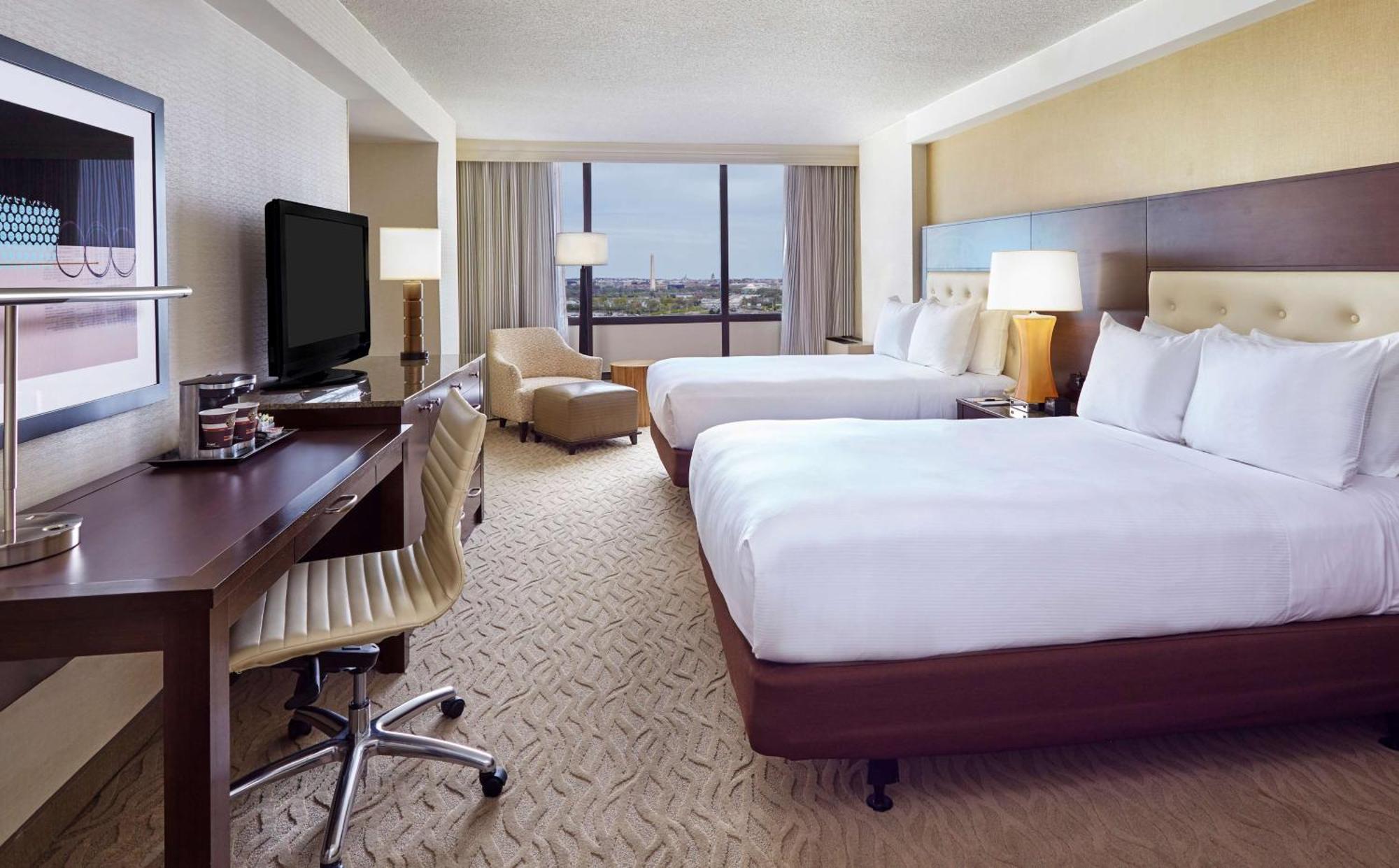 Doubletree By Hilton Washington Dc - Crystal City Arlington Buitenkant foto