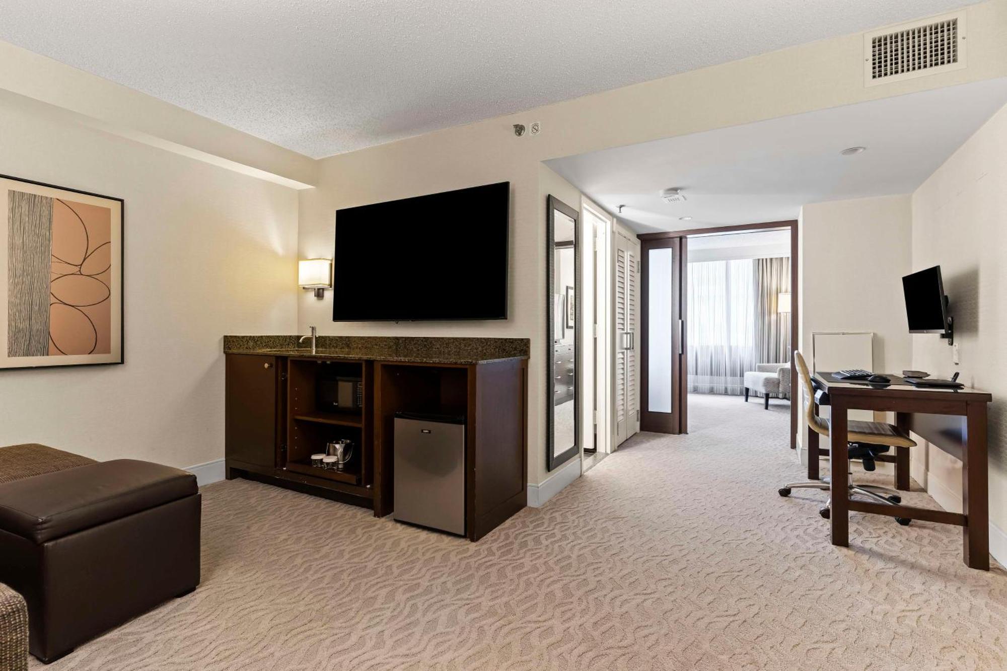 Doubletree By Hilton Washington Dc - Crystal City Arlington Buitenkant foto